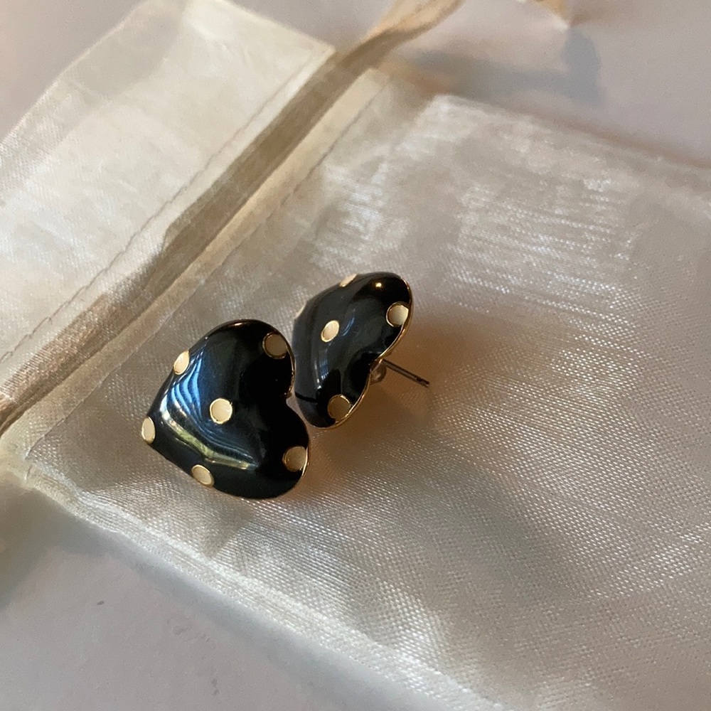Heart earrings